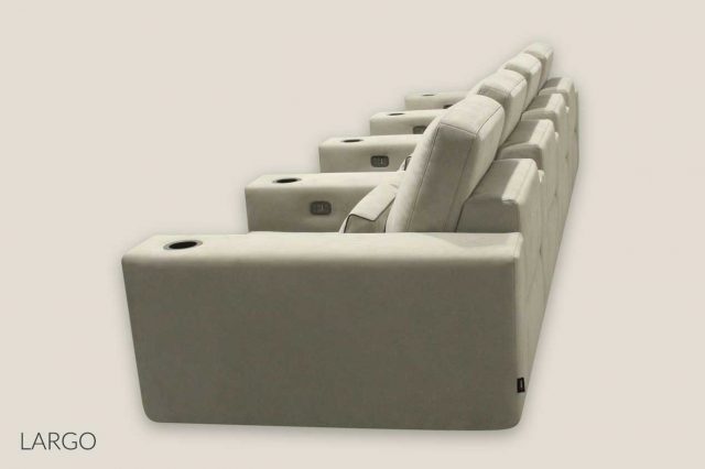 Largo motorised sofa