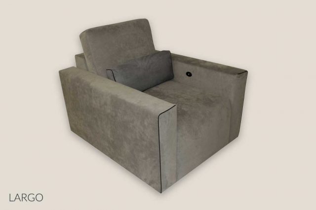 LARGO single seat motorised