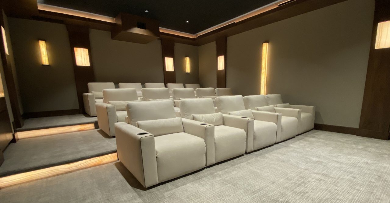 Largo Theater seating Alcantara contemporary home theater witch onyx up close Cineak