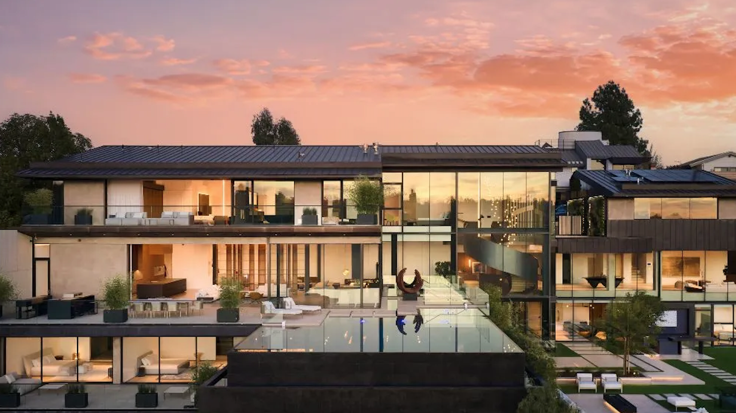 Sent of a Mansion – Bel-Air estate