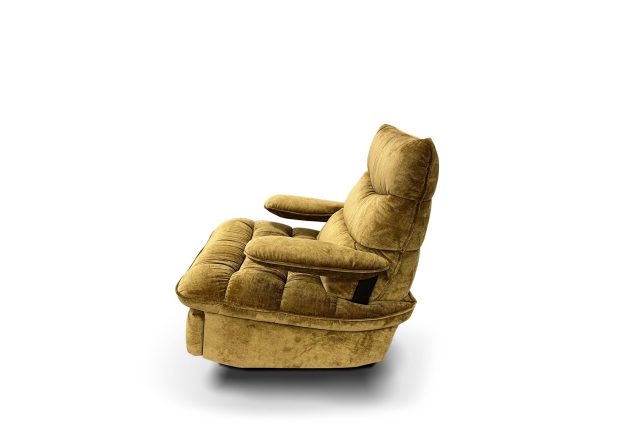 The HARV luxury theater seat in Gold velvet